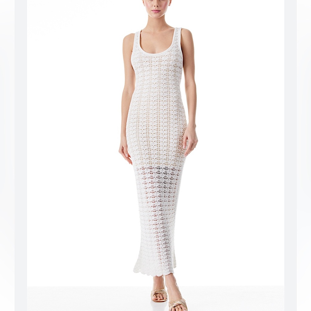 Alice + Olivia VERONIQUE POINTELLE
SCOOP NECK DRESS